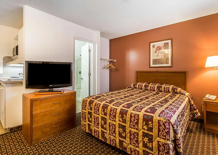 Suburban Studios Abercorn
